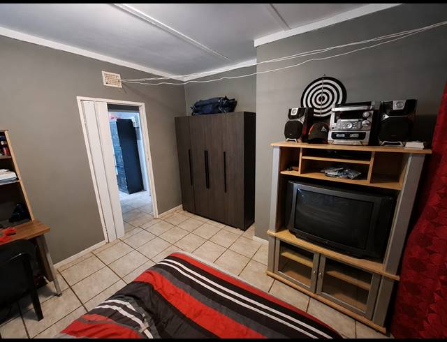 3 BEDROOM HOUSE FOR SALE IN VANDERBIJLPARK SW 1